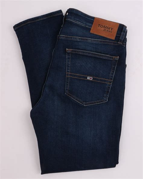 Tommy Jeans ryan relaxed straight jeans .